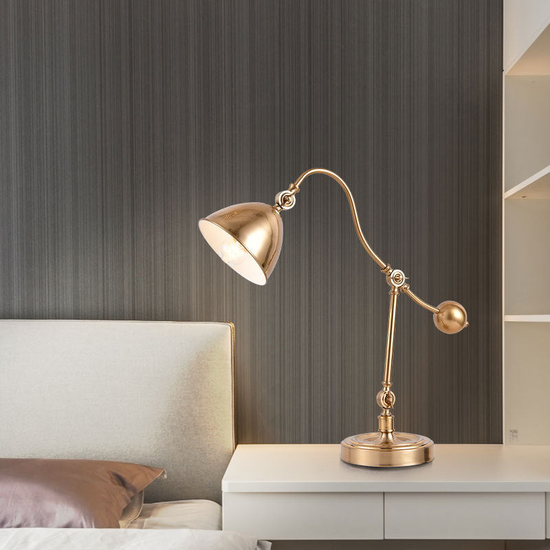 Adjustable desk lamp