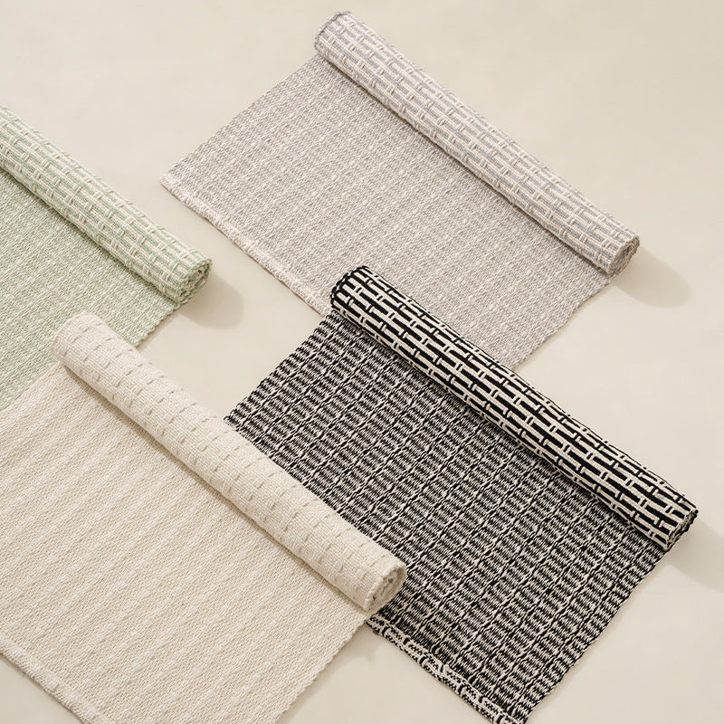 Woven placemat made of cotton blend with waffle texture