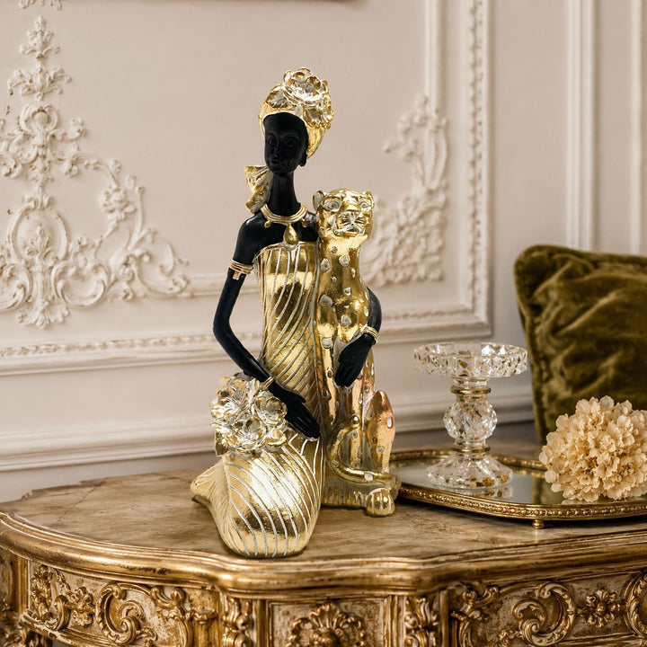 Elegant sculpture with leopard