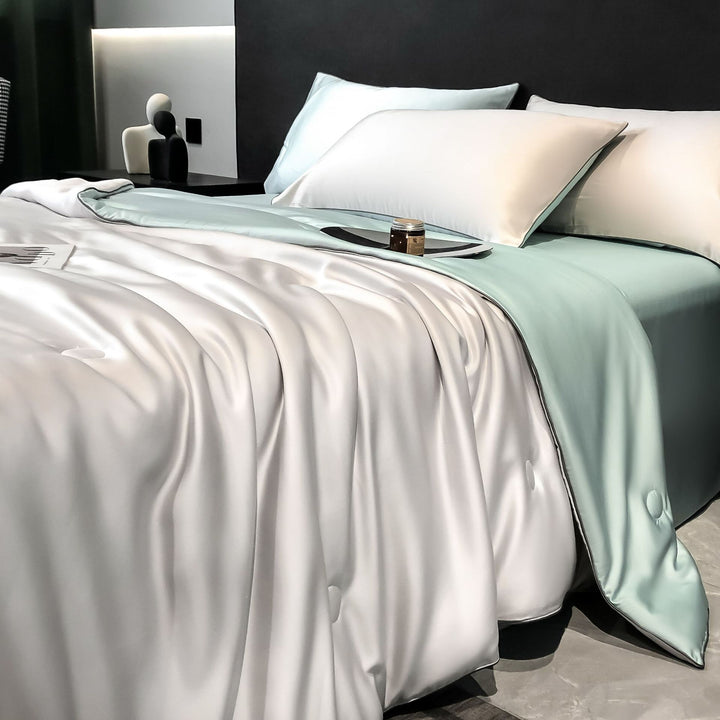 Decorative Luxurious Silk Bedding Set Avarnia