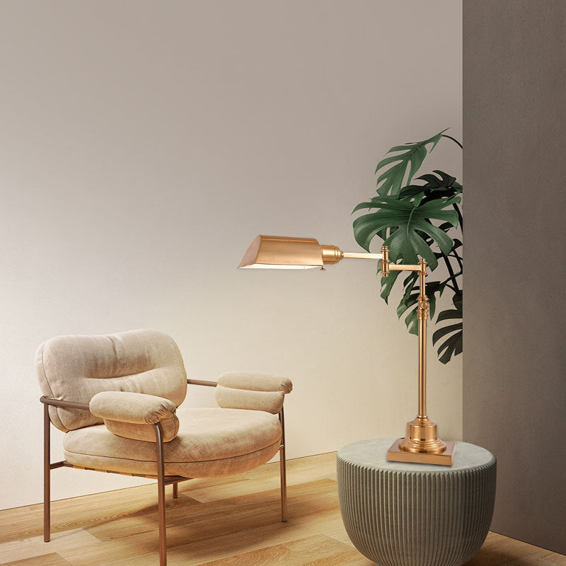 Desk lamp