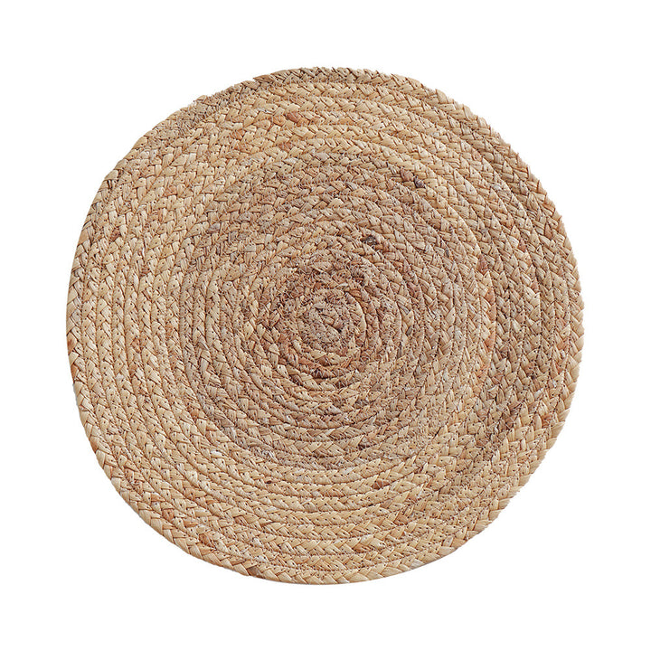 Round carpet made of braided jute with spiral structure and flat weaving