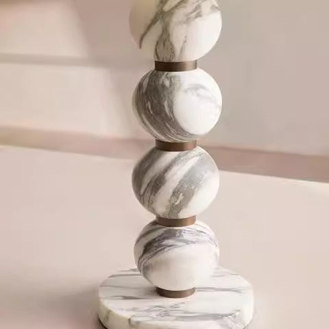 Artistic table lamp