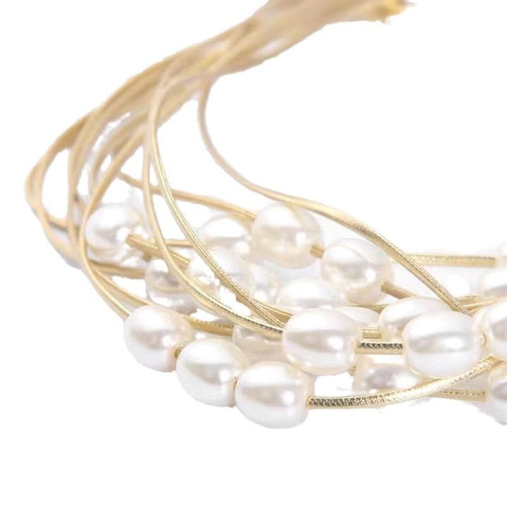 Decorative curtain holder with bead accent