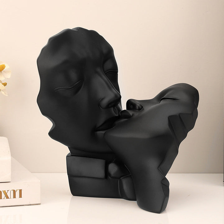 Romantic Kiss Figurine