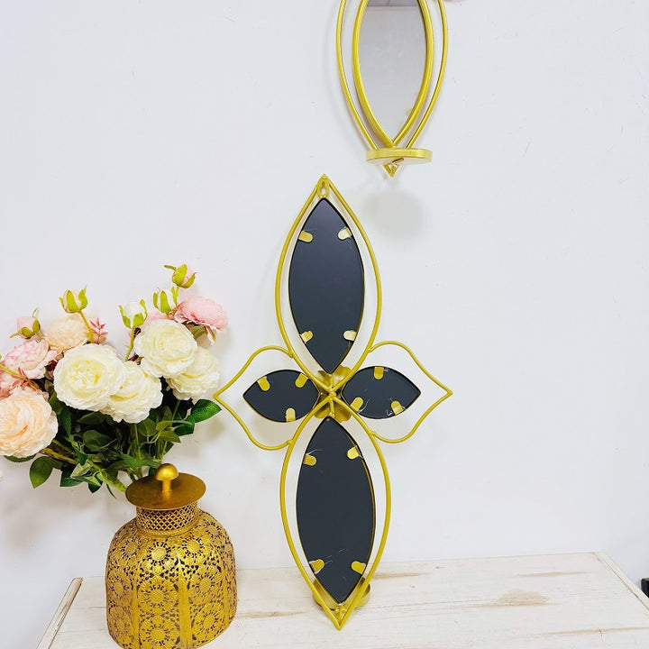 Elegant Floral Wall Mirror with Decorative Metal Design