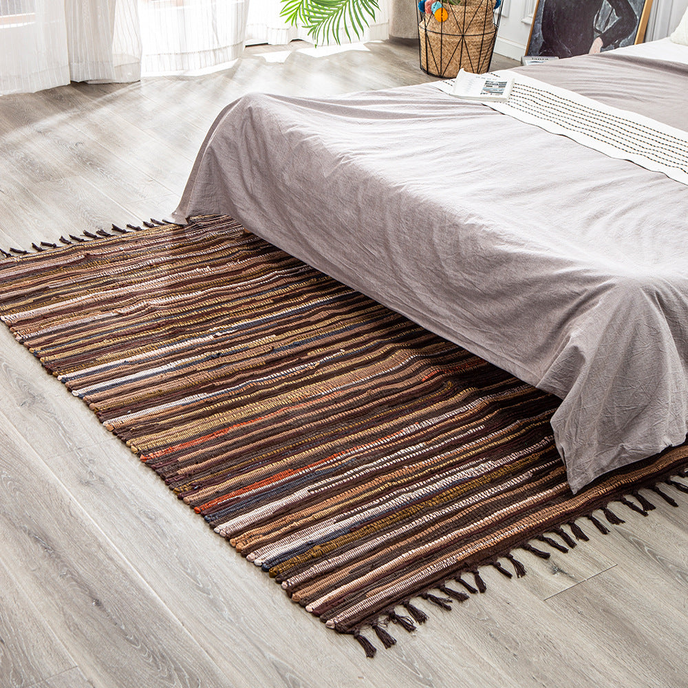 Handwoven cotton rug runner with fringes