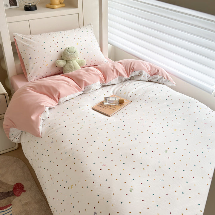 Polka Dot Comforter and Pillow Set