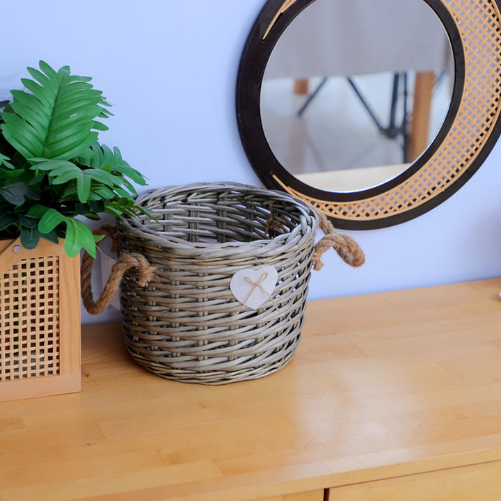 Storage basket