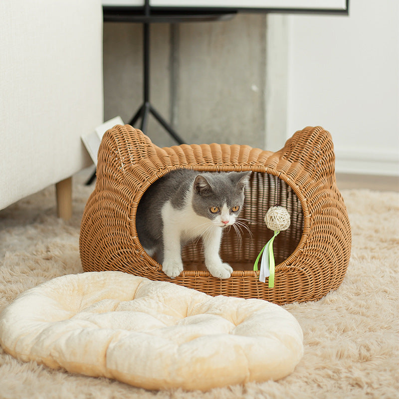 Cozy cat bed in animal design