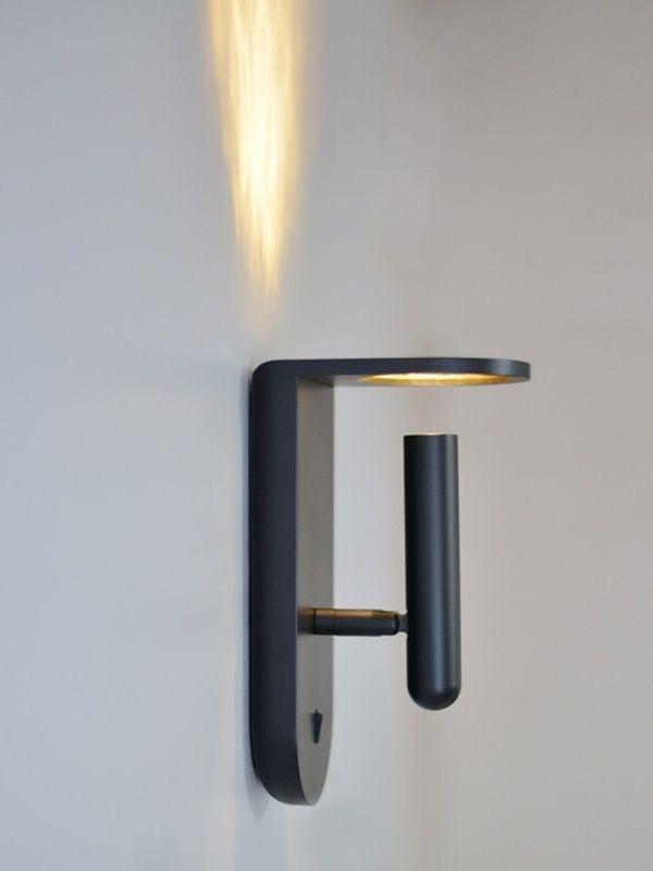 Wall lamp