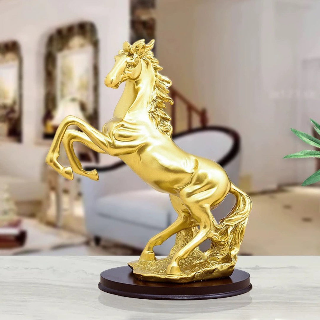 Decorative horse sculpture