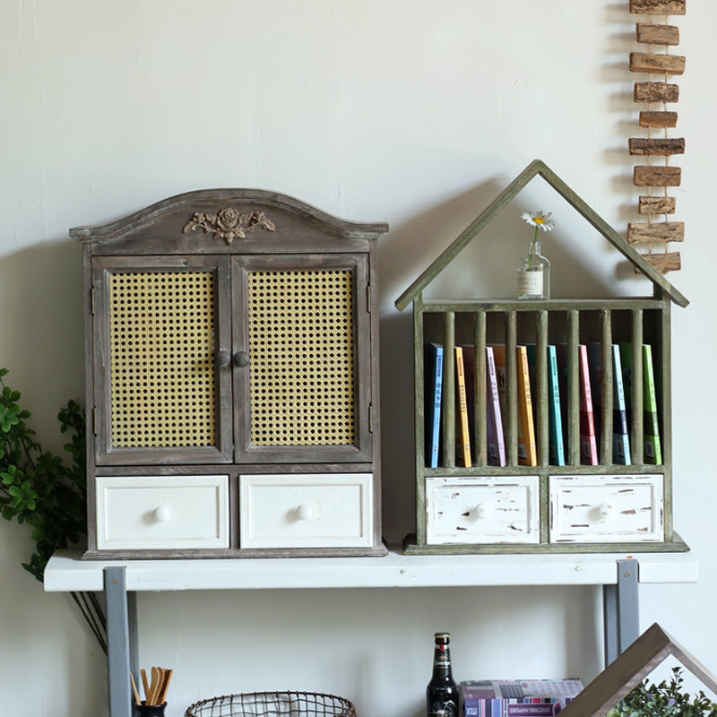 Decorative bookshelf