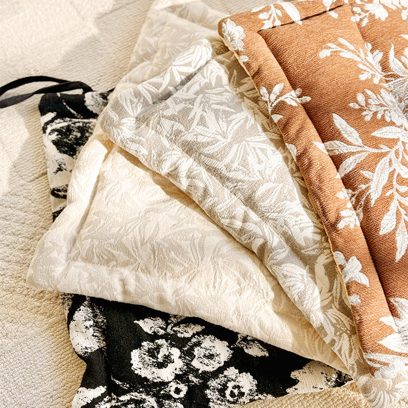 Comfortable Cushioned Chair Pad