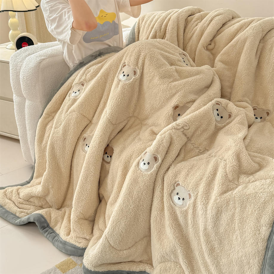 Plush Cartoon-Themed Quilted Comforter