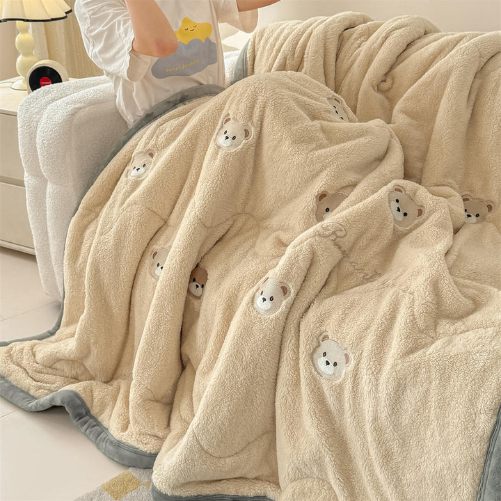 Plush Cartoon-Themed Quilted Comforter