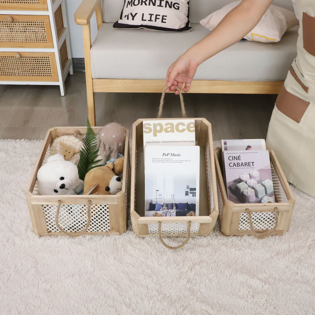 Open storage basket with natural fiber and raffia covering