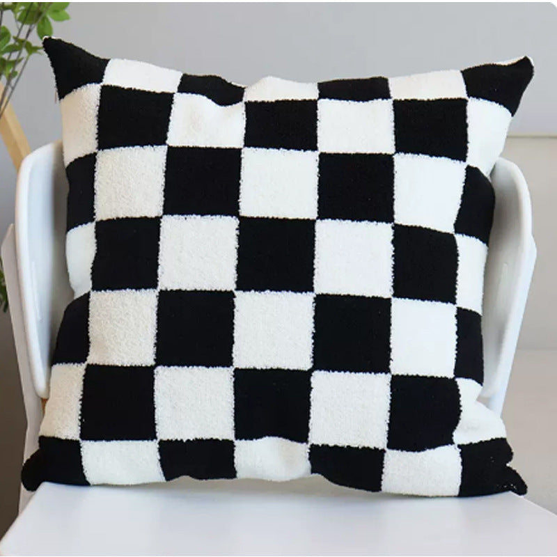 Houndstooth Pattern Decorative Accent Pillow