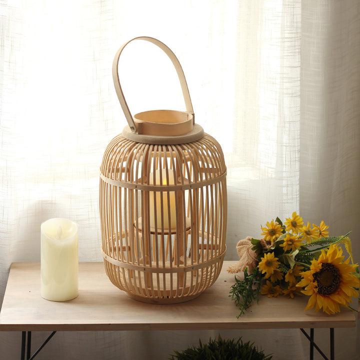 Long-lasting Rattan Lantern