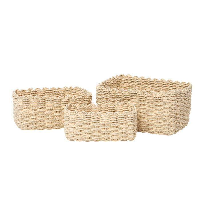 Stylish storage basket with removable inner lining