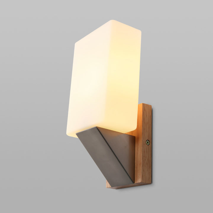 Wall lamp