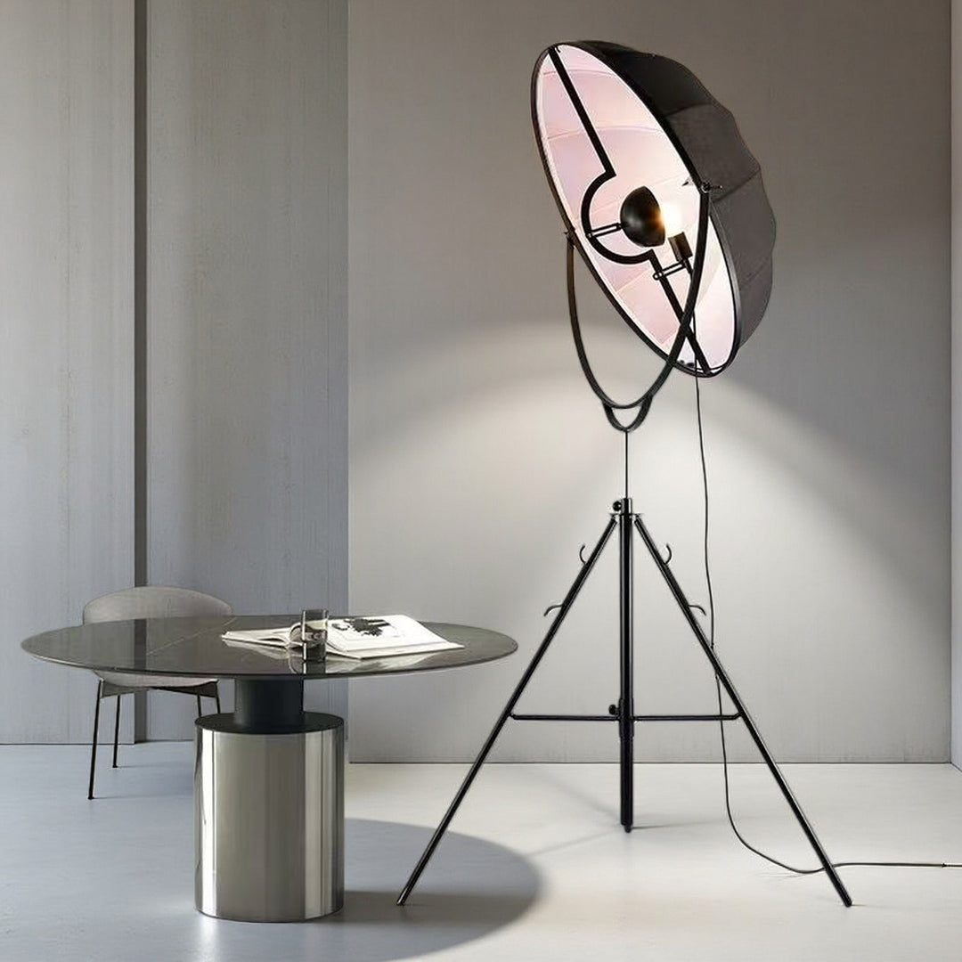 Modern adjustable floor lamp