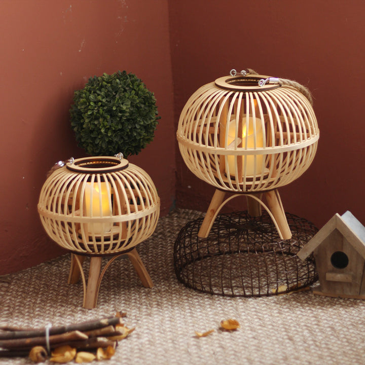 Stylish hanging lamp made of natural material