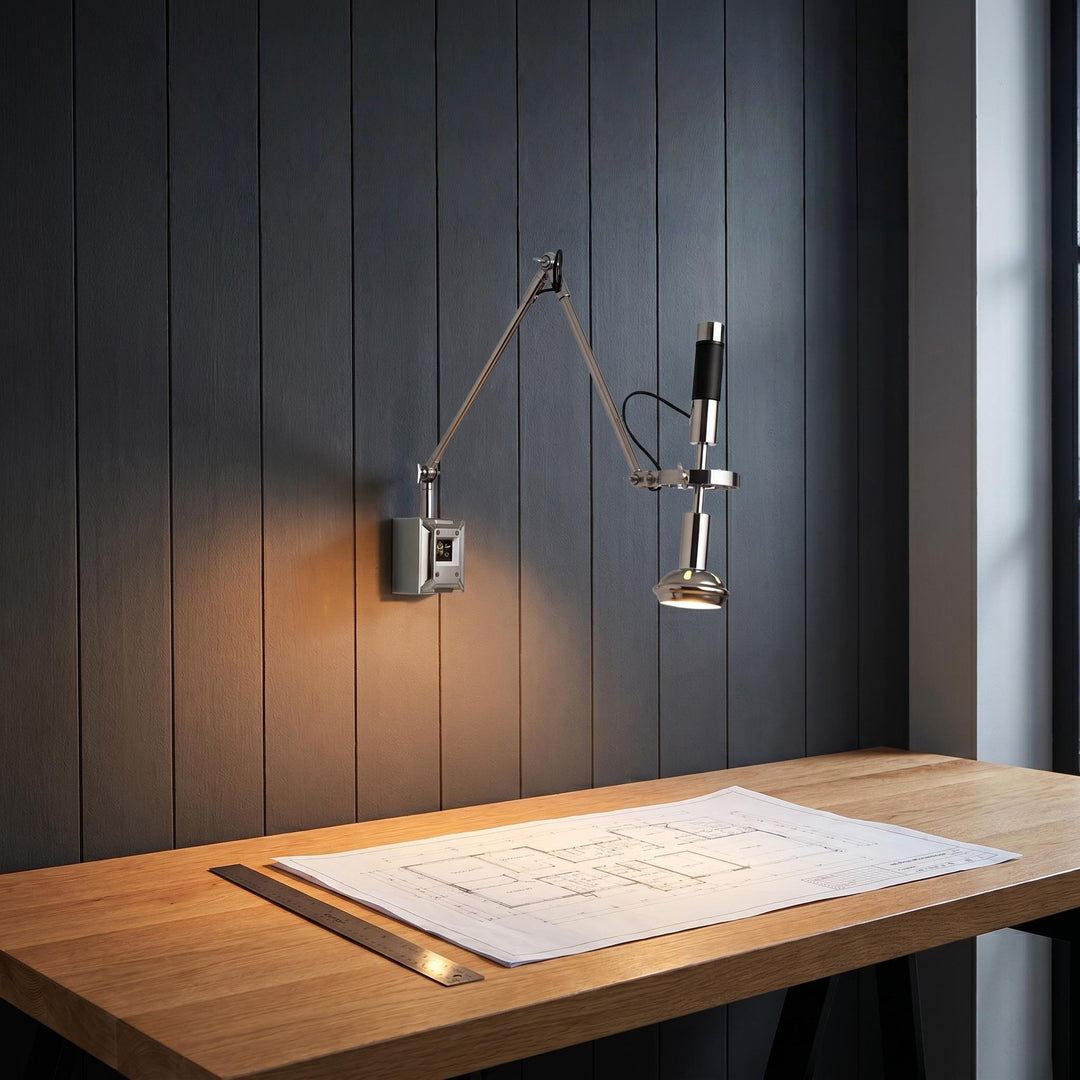 Adjustable wall spotlight