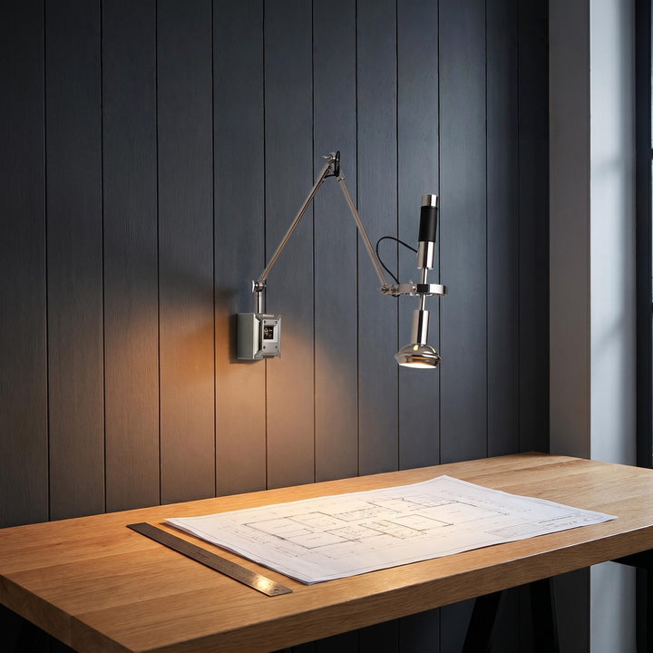 Adjustable wall spotlight