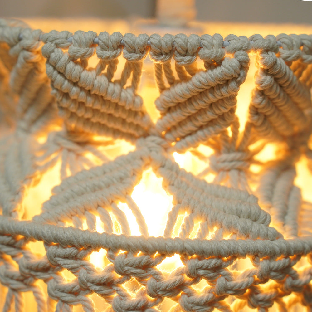 Macramé Hanging Planter