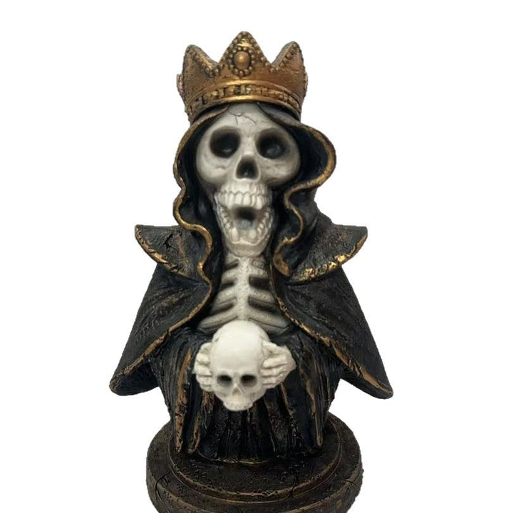 Decorative skull statue
