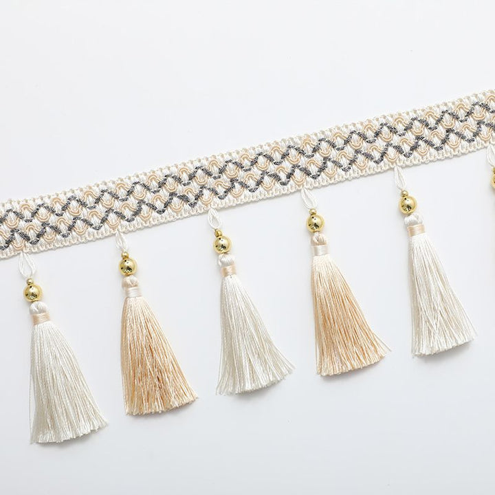 Decorative tassel trim