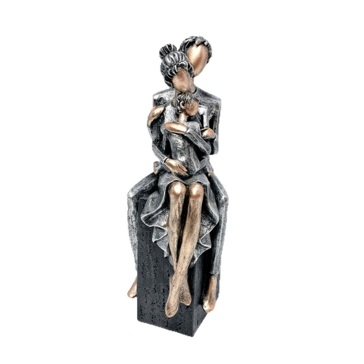 Elegant sculpture of a romantic couple