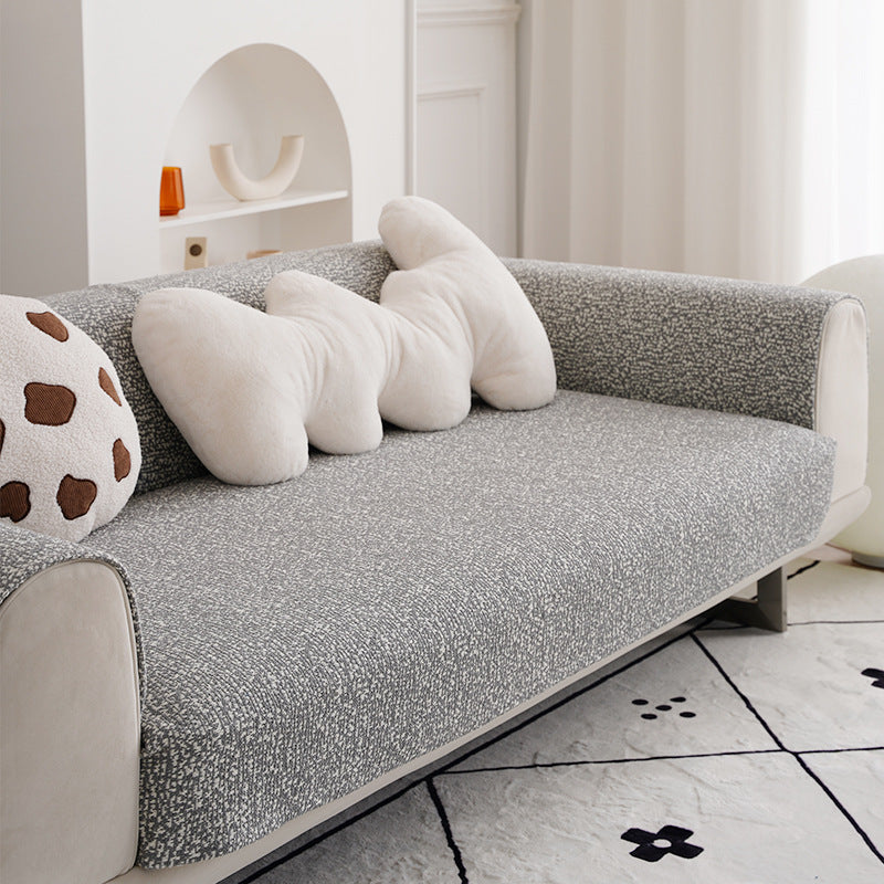 Durable doormat made of short-pile tweed fabric with non-slip bottom