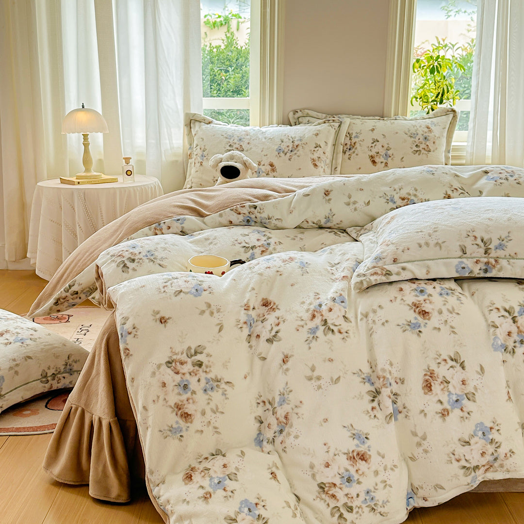 Floral Print Comforter Set