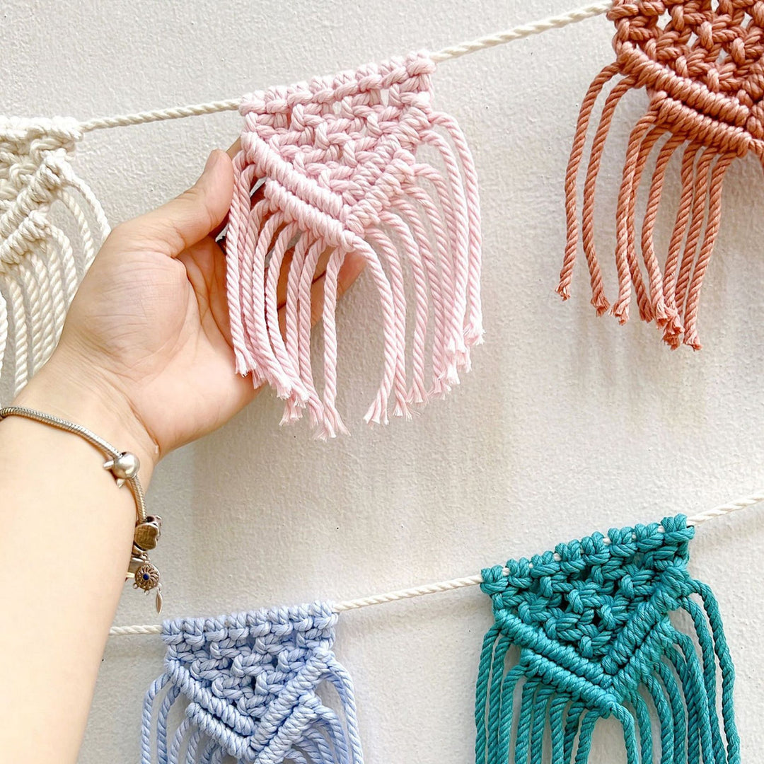 Macrame Wall Decoration with Intricate Fringe