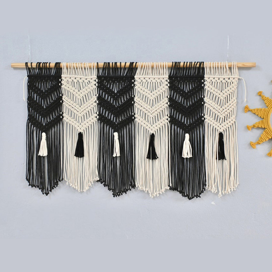 Macrame Wall Tapestry with Decorative Tassels