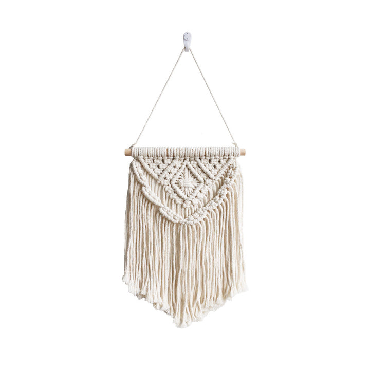 Macramé Wall Hanging with Artistic Fringes