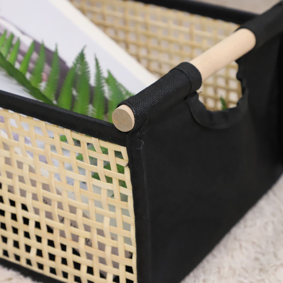 Modern storage container with rattan look