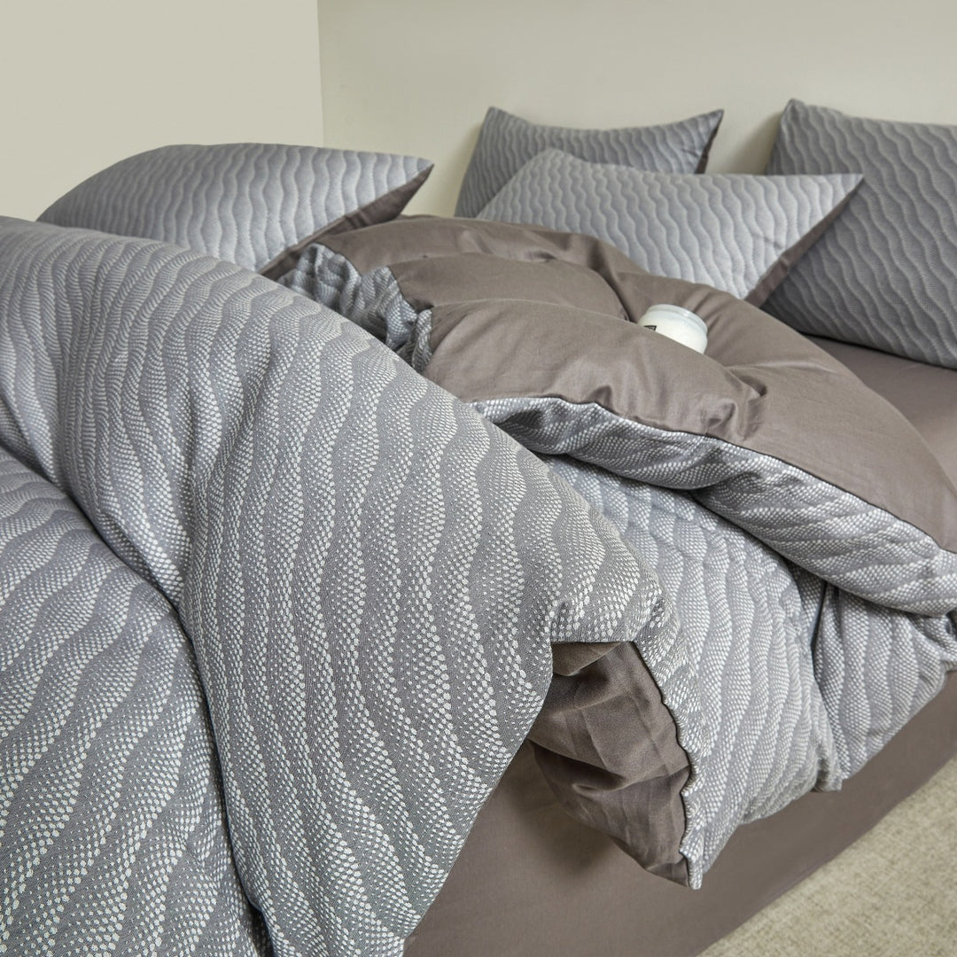 Embroidered Leaf Print Duvet Cover Set