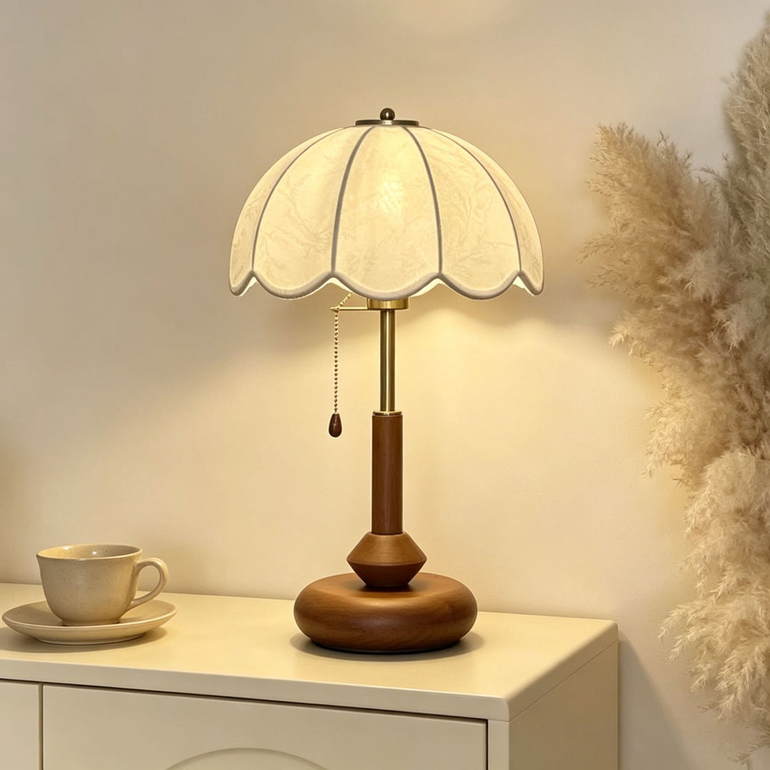 Decorative table lamp