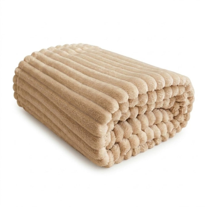 Luxury Ribbed Plush Throw