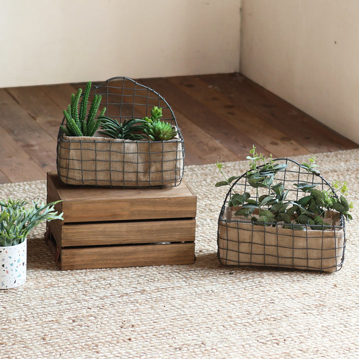 Decorative wire basket with jute bag