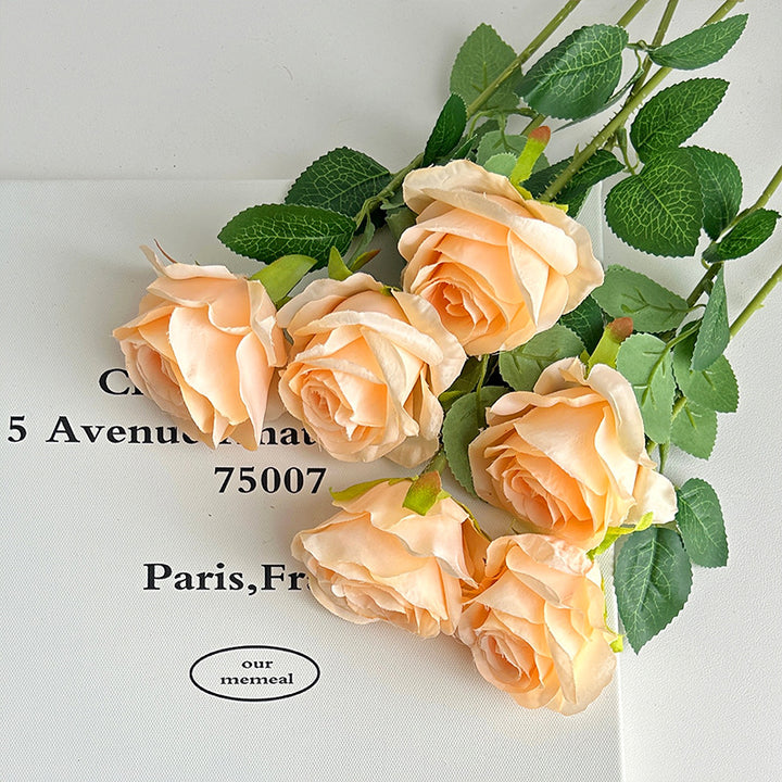 Decorative Realistic Rose Bouquet