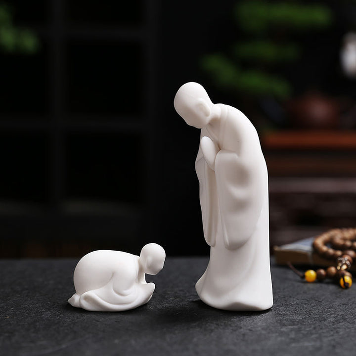 Elegant and modern Feng Shui sculpture