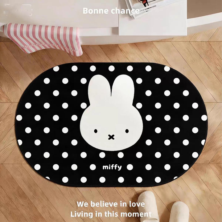 Playful Bunny-Themed Bath Mat