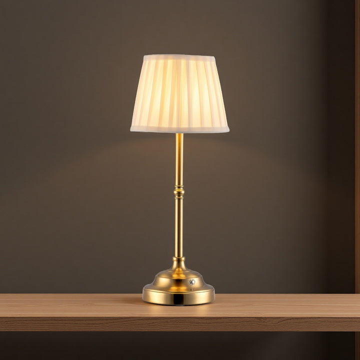 Decorative table lamp