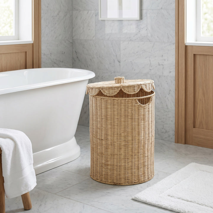 Practical laundry basket with lid