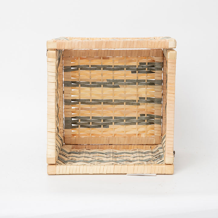 Woven storage basket with removable lid