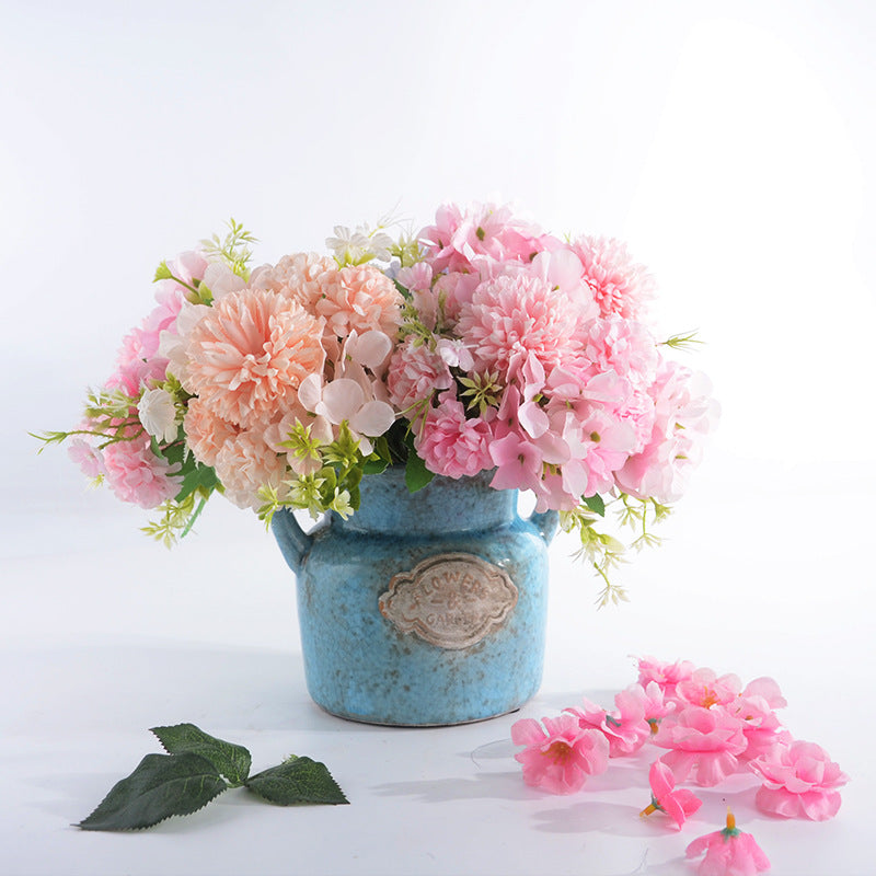 Decorative flower pot
